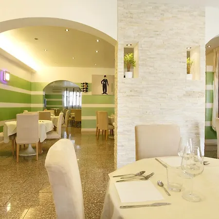 Hotell Vintage 3*
