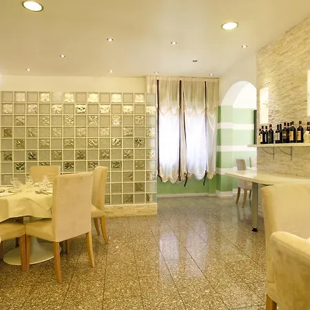 Hotell Vintage Montecatini Terme