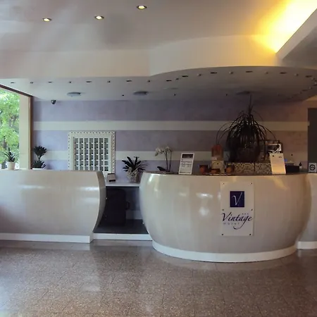 Hotell Vintage 3*